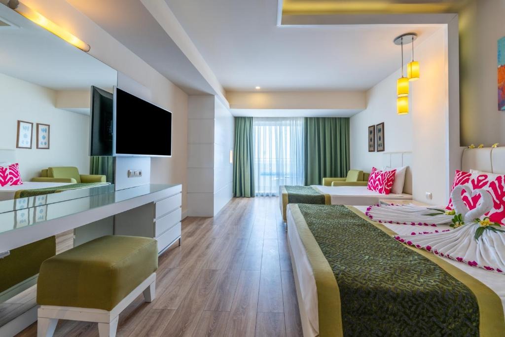 هتل اورنج کانتی ریزورت